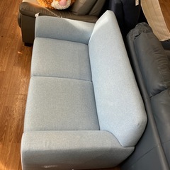 2人掛けソファー ナフコ シミ有り ファブリック スカイブルー【取りに来れる方限定】の画像