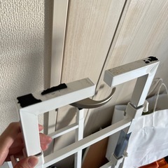 突っ張りラックの画像