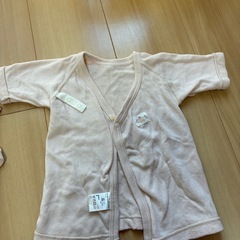 短肌着3点、コンビ肌着1点の画像