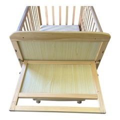 木製 ベビーベッド
の画像