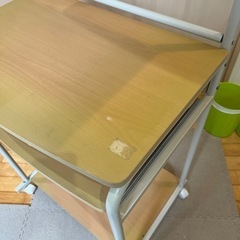 パソコン台の画像