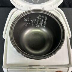 【動作保証あり】ZOJIRUSHI 2019年  NS-NF05-WA 3合炊き マイコン炊飯器【管理KRK1146】の画像