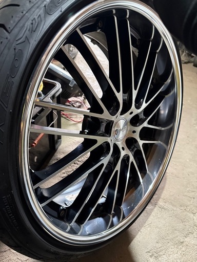 20インチ　タイヤ未使用に近い