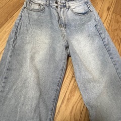 ジーパン Sサイズの画像