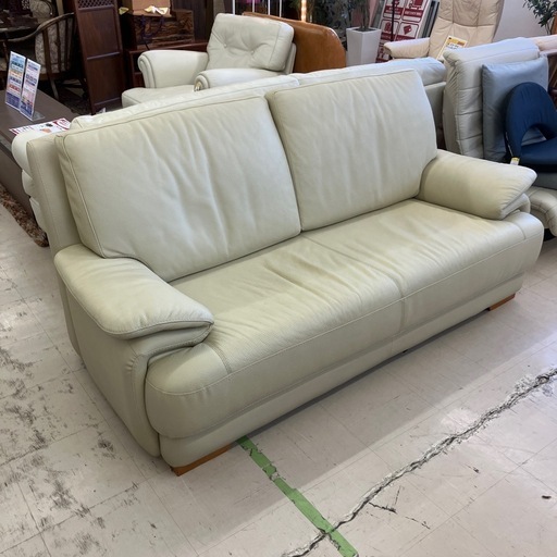中古品　総本革ワイド2人掛けソファー　アイボリー　幅180cm 公田店