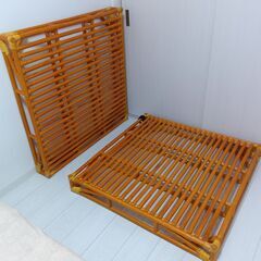 ラタンのシングルベッドの画像