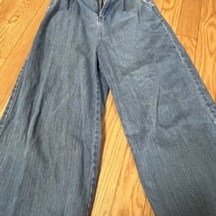 ワイドパンツ ジーパン 細見え の画像