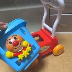 【美品】　ジョイパレット　それいけ！アンパンマン　いっしょにおかいもの♪ アンパンマンショッピングカｰトの画像