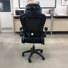 事務椅子の画像