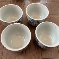 湯呑み4つセットの画像
