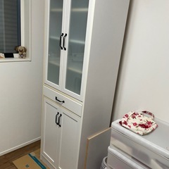 食器棚の画像