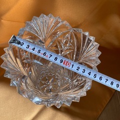 美品クリスタルガラスカット花瓶の画像