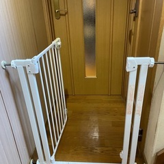 ベビーゲートの画像