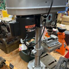 【中古】【動作OK】【店頭引取限定】藤原産業　卓上ボール盤　SDP-300V　11.000円（税込）2806の画像