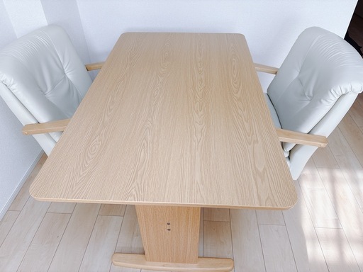 【決定しました】ダイニングテーブルセット