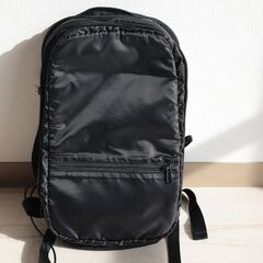 2024年に入手した、冷却プレートで背中を広範囲に冷却するリュック（数回のみ使用）の画像