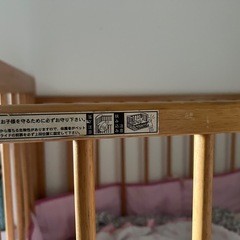 ベビーベッドの画像