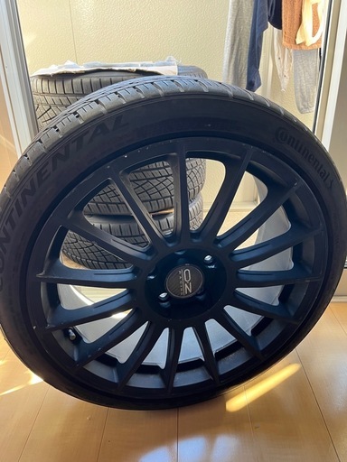 OZ Racing 19インチ ホイール4本
セット タイヤ付き