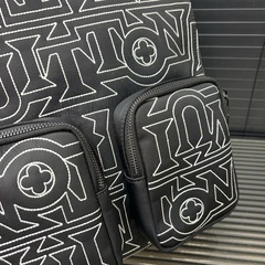 lvlvバッグパックの画像