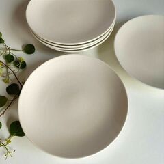 白い中皿６枚の画像