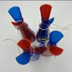 バッファローズのラメ入りメガホン4個セットの画像