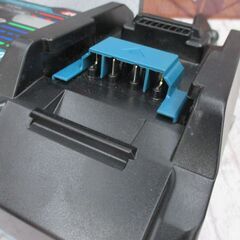 マキタ makita DC40RA 充電器 中古品 40V用 【ハンズクラフト宜野湾店】の画像