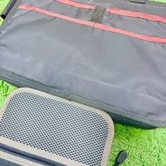 軽量310g・多収納ポケット×10・13.3型対応ノートPCケース＆システム手帳セット🌟整理上手になれるブラック収納バッグ💼✨スレありのため200円でお得にどうぞ🌸の画像