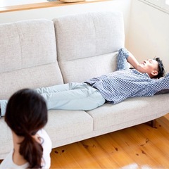 【定価36万3000円】ほぼ未使用 日本製　最高級ソファNOYES 3人掛け ハイバック お昼寝にもの画像