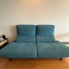 【定価36万3000円】ほぼ未使用 日本製　最高級ソファNOYES 3人掛け ハイバック お昼寝にもの画像