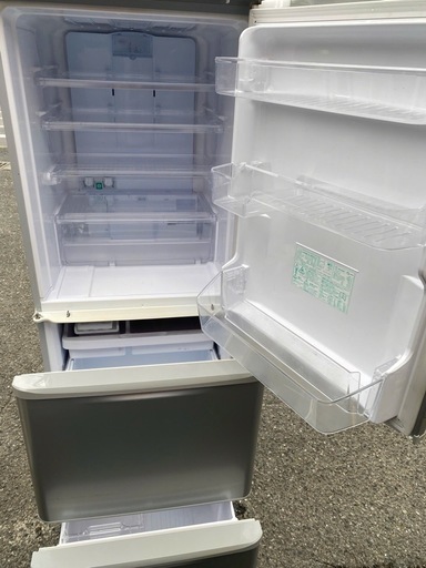 NO B653?福岡市内配送設置無料✨?シャープ SHARP 冷蔵庫(幅60.0cm) 350L 両開き 3ドア シルバー系 SJ-W