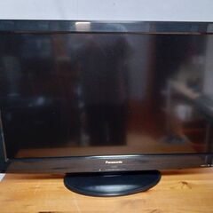 【B417】Panasonic　ビエラ　液晶テレビ　32インチ　2010年製　動作確認OKの画像
