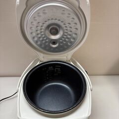 【良品】タイガー 炊飯器 3合炊き 2020年 JAI-R552 ホワイト 通電確認済み 早いもの勝ち おすすめ 引取歓迎 配送OKの画像