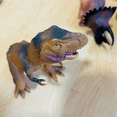 　おもちゃ 恐竜フィギュアの画像