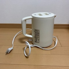 電気ケトルの画像