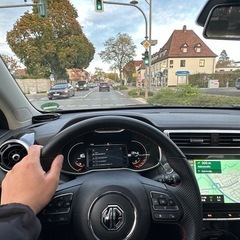 探偵調査員（登録制）募集／バイク・車の免許優遇の画像