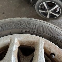 トヨタ純正16インチアルミセットの画像