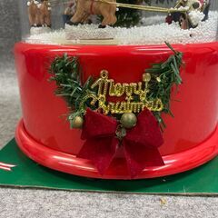 J7P2420 クリスマス ツリー ファイバースノードーム Xmas メリーゴーランド 音楽付 ミュージック 12曲 高さ38cm 置物 飾り 雪 サンタクロース トナカイ プレゼント 保管品 現状の画像