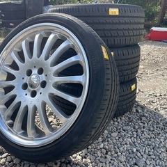 Carlsson製18インチ多スポークホイールの画像