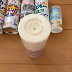 スプレー塗料　色々　DIYの画像