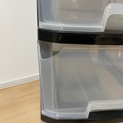 5段収納ボックス　クリアケース　衣類収納　クリアーブラック　少々難ありの画像