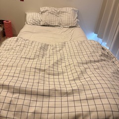  【美品】使用1年未満／清潔な足付きマットレスベッド（シングル） の画像