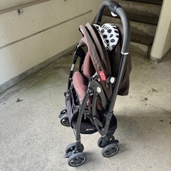 Apricaベビーカーの画像