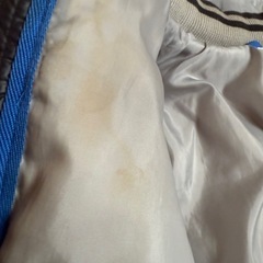 UNIQLO ダウンジャケット　130の画像