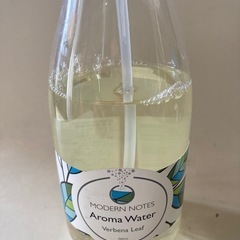〈モダンノーツ〉　アロマウォーターの画像