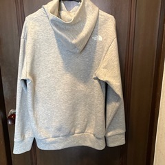 ノースフェイスパーカーメンズの画像