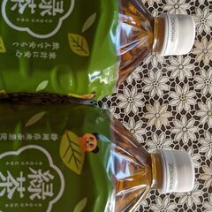 緑茶2㍑✕2本の画像