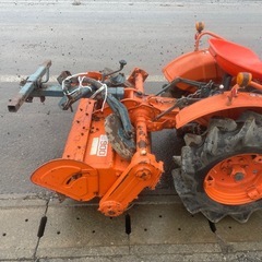 クボタ　　トラクターの画像
