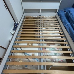 【決まりました！】ダブルベッドフレーム　IKEAベッドフレームの画像