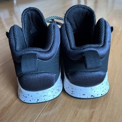 ◼︎ adidas アディダス　スニーカー　18.0の画像