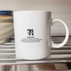 コップ各種100円の画像